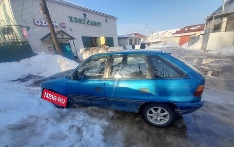 Opel Astra F, 1993 год, 100 000 рублей, 2 фотография