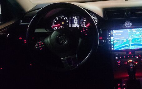 Volkswagen Passat B7, 2012 год, 1 350 000 рублей, 14 фотография