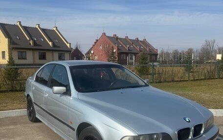 BMW 5 серия, 1996 год, 530 000 рублей, 1 фотография