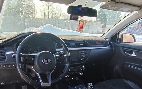 KIA Rio IV, 2017 год, 1 140 000 рублей, 8 фотография