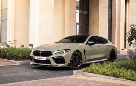 BMW 8 серия, 2021 год, 9 888 888 рублей, 3 фотография