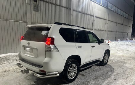 Toyota Land Cruiser Prado 150 рестайлинг 2, 2013 год, 3 000 000 рублей, 2 фотография