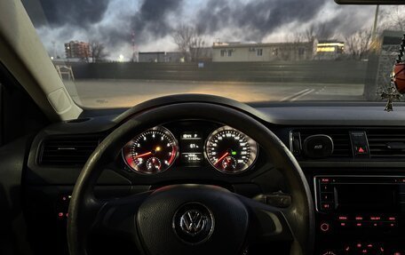 Volkswagen Jetta VI, 2015 год, 1 099 999 рублей, 9 фотография