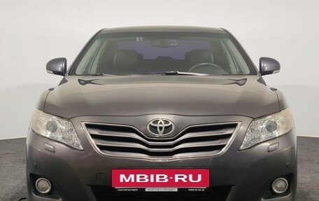 Toyota Camry, 2011 год, 1 350 000 рублей, 2 фотография