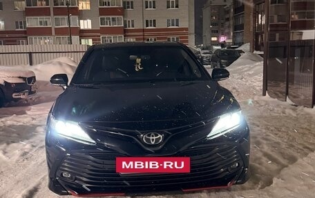 Toyota Camry, 2021 год, 3 500 000 рублей, 4 фотография