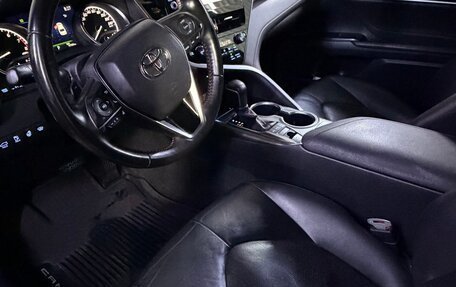 Toyota Camry, 2021 год, 3 500 000 рублей, 8 фотография