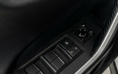 Toyota RAV4, 2020 год, 3 299 000 рублей, 4 фотография