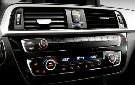 BMW 1 серия, 2018 год, 1 925 000 рублей, 26 фотография