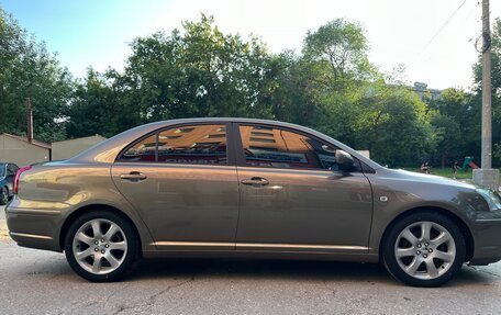 Toyota Avensis III рестайлинг, 2005 год, 1 300 000 рублей, 4 фотография