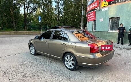Toyota Avensis III рестайлинг, 2005 год, 1 300 000 рублей, 3 фотография