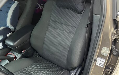 Toyota Avensis III рестайлинг, 2005 год, 1 300 000 рублей, 21 фотография