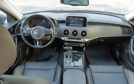 KIA Stinger I, 2018 год, 2 399 000 рублей, 13 фотография