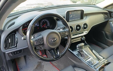 KIA Stinger I, 2018 год, 2 399 000 рублей, 9 фотография