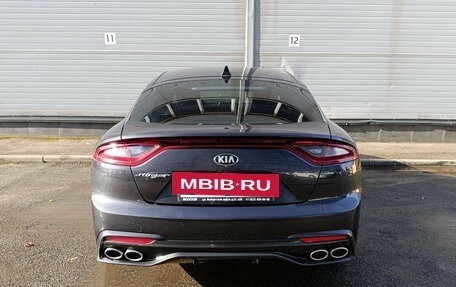 KIA Stinger I, 2018 год, 2 399 000 рублей, 6 фотография