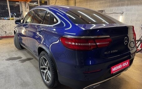 Mercedes-Benz GLC, 2018 год, 3 300 000 рублей, 6 фотография