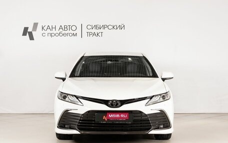 Toyota Camry, 2021 год, 3 369 300 рублей, 2 фотография