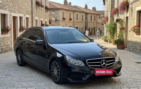 Mercedes-Benz E-Класс, 2015 год, 2 700 000 рублей, 1 фотография