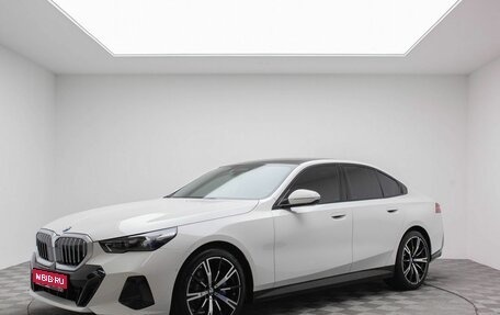 BMW 5 серия, 2025 год, 9 990 000 рублей, 1 фотография