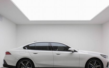 BMW 5 серия, 2025 год, 9 990 000 рублей, 5 фотография