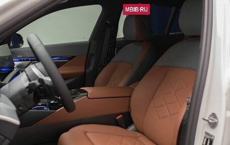 BMW 5 серия, 2025 год, 9 990 000 рублей, 15 фотография