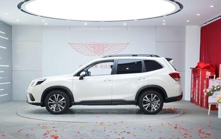 Subaru Forester, 2022 год, 2 400 000 рублей, 2 фотография