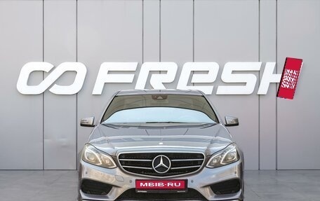 Mercedes-Benz E-Класс, 2013 год, 1 920 000 рублей, 3 фотография