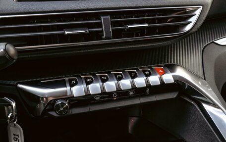 Peugeot 5008 II, 2020 год, 2 430 000 рублей, 16 фотография