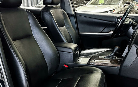 Toyota Camry, 2015 год, 1 997 000 рублей, 14 фотография