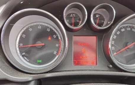 Opel Insignia II рестайлинг, 2011 год, 875 000 рублей, 13 фотография