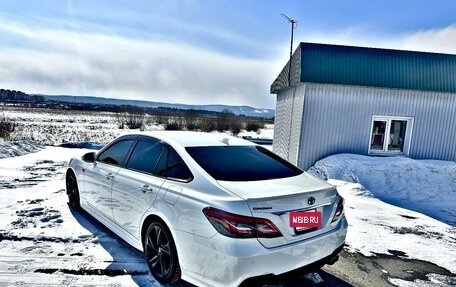 Toyota Crown, 2019 год, 3 885 000 рублей, 3 фотография