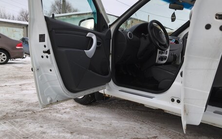 Renault Logan I, 2013 год, 380 000 рублей, 11 фотография