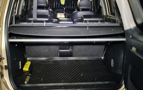 Toyota RAV4, 2011 год, 1 300 000 рублей, 8 фотография