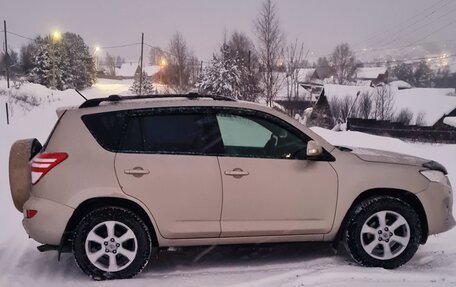 Toyota RAV4, 2011 год, 1 300 000 рублей, 5 фотография