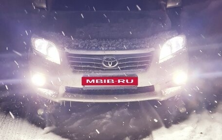 Toyota RAV4, 2011 год, 1 300 000 рублей, 14 фотография