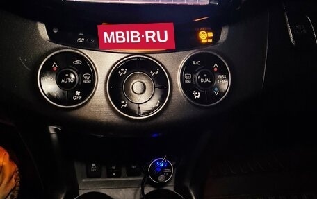 Toyota RAV4, 2011 год, 1 300 000 рублей, 11 фотография