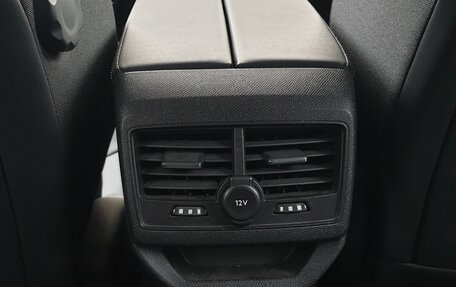 Peugeot 3008 II, 2022 год, 2 600 000 рублей, 21 фотография