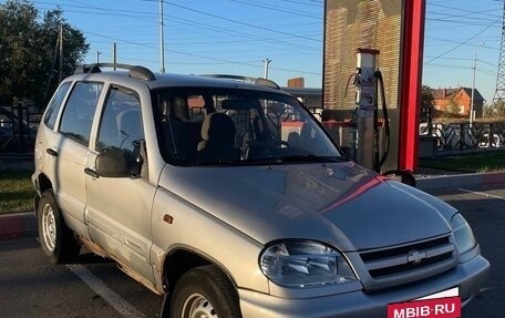 Chevrolet Niva I рестайлинг, 2005 год, 170 000 рублей, 3 фотография