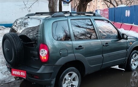 Chevrolet Niva I рестайлинг, 2010 год, 445 000 рублей, 6 фотография