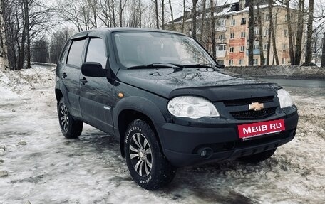 Chevrolet Niva I рестайлинг, 2011 год, 550 000 рублей, 2 фотография
