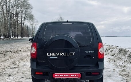 Chevrolet Niva I рестайлинг, 2011 год, 550 000 рублей, 5 фотография