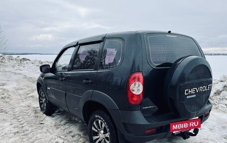 Chevrolet Niva I рестайлинг, 2011 год, 550 000 рублей, 6 фотография