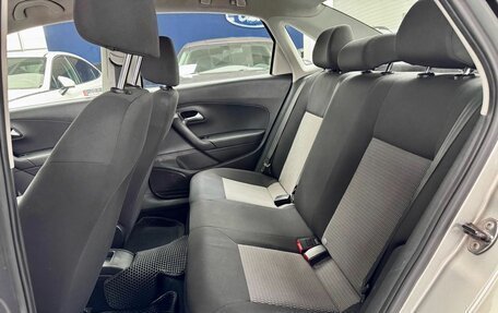 Volkswagen Polo VI (EU Market), 2012 год, 580 000 рублей, 24 фотография