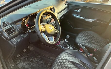 KIA Rio III рестайлинг, 2013 год, 420 000 рублей, 5 фотография