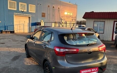 KIA Rio III рестайлинг, 2013 год, 420 000 рублей, 4 фотография