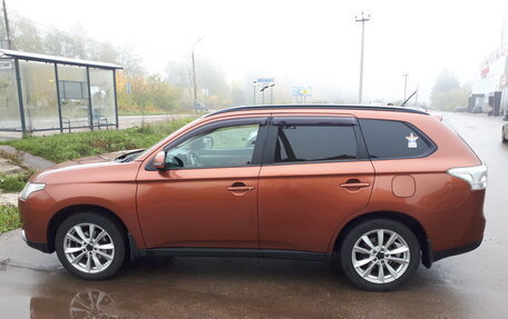 Mitsubishi Outlander III рестайлинг 3, 2012 год, 1 140 000 рублей, 23 фотография