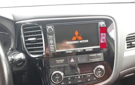 Mitsubishi Outlander III рестайлинг 3, 2012 год, 1 140 000 рублей, 21 фотография