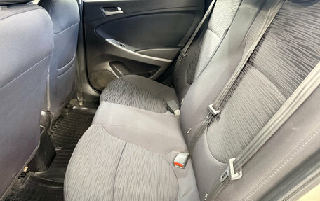 Hyundai Solaris II рестайлинг, 2015 год, 790 000 рублей, 19 фотография