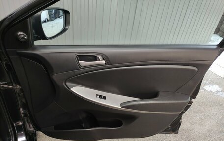 Hyundai Solaris II рестайлинг, 2015 год, 585 000 рублей, 16 фотография