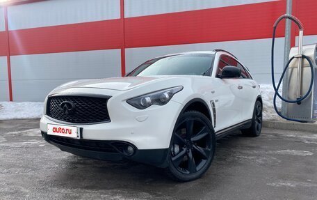 Infiniti QX70, 2015 год, 1 970 000 рублей, 2 фотография