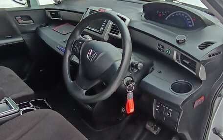 Honda Freed I, 2011 год, 900 000 рублей, 11 фотография